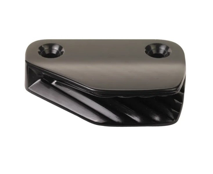 Lateral Clam Cleat